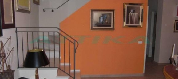 6 rooms House in Fano, Italy No. 18906 3