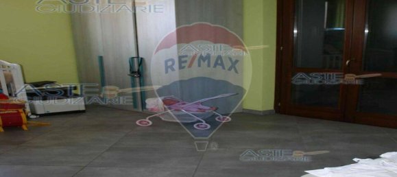 2 bedrooms Apartment in Vigevano, Italy No. 356145 9