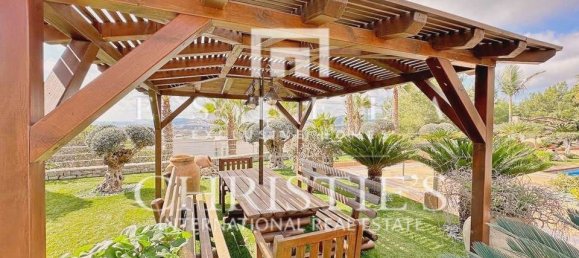 4 bedrooms Villa in Jesus, Spain No. 171426 7