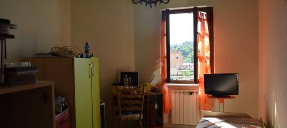 2 bedrooms House in Castelnuovo Magra, Italy No. 269825 8