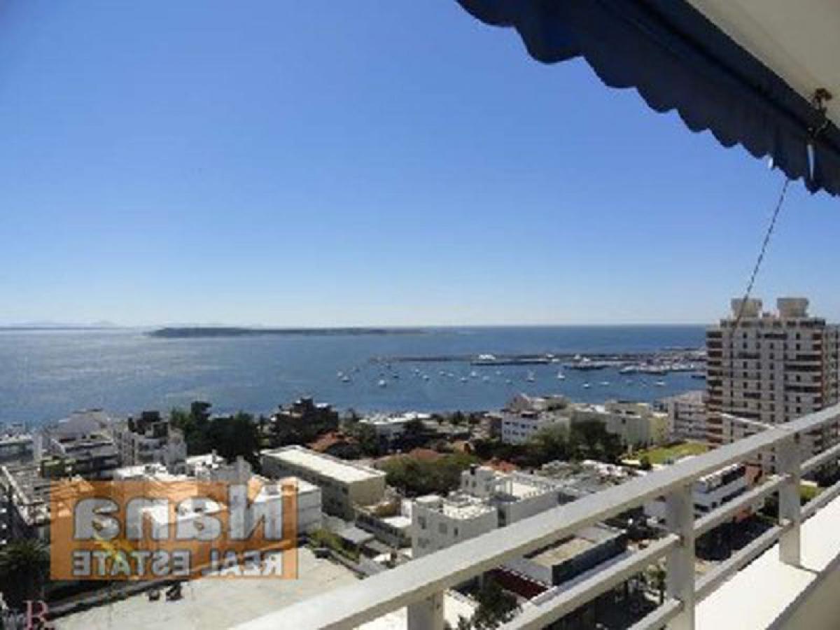 4 bedrooms Apartment in Maldonado, Uruguay No. 1870