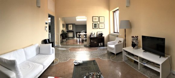 5غرفة شقة في Carrara, Italy رقم 163759 2