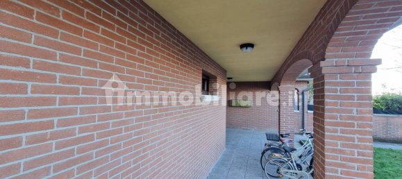 Apartamento de 2 dormitorios en Soliera, Italy No. 140637 6