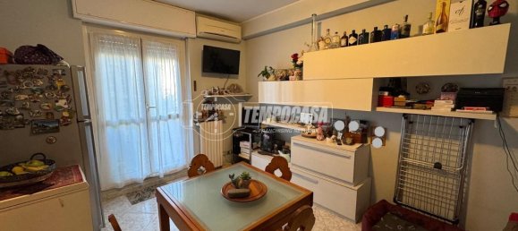 Apartamento de 3 habitaciónes en Baranzate, Italy No. 6017 3