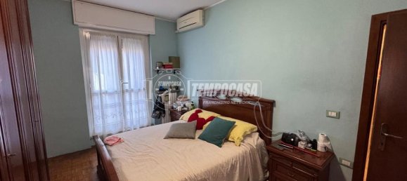 Apartamento de 3 habitaciónes en Baranzate, Italy No. 6017 14
