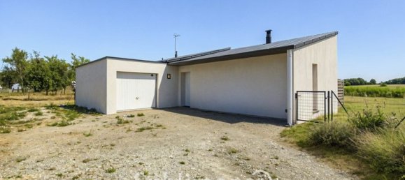 3 bedrooms House in Nivillac, France No. 313543 10