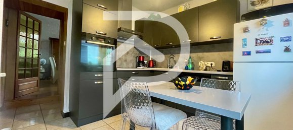 3 bedrooms House in Rehon, France No. 153485 5