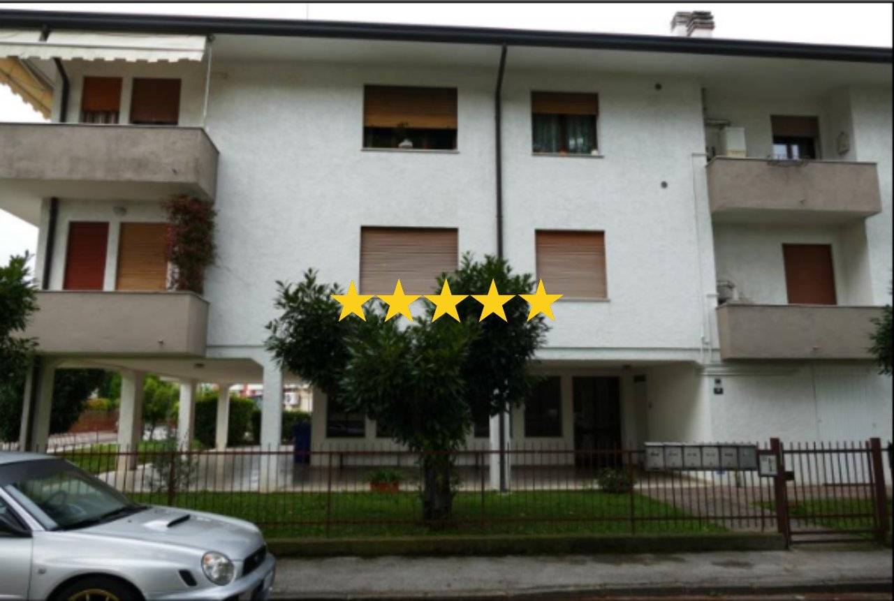 2 bedrooms Apartment in Selvazzano Dentro, Italy No. 60182