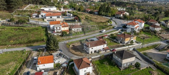 2 bedrooms House in Povoa de Lanhoso, Portugal No. 41855 4