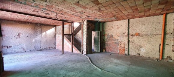 3-Zimmer Haus in Fenegrò, Italy, Nr. 112271 11