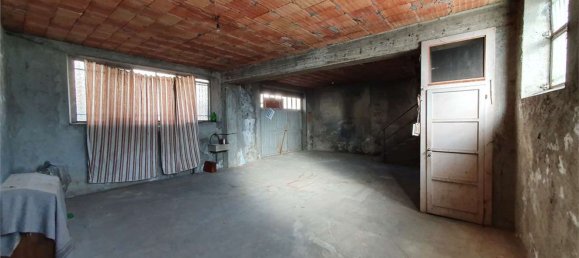 3-Zimmer Haus in Fenegrò, Italy, Nr. 112271 3