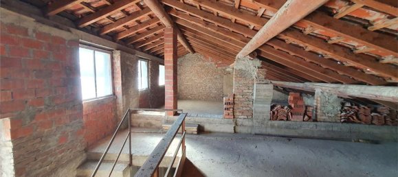 3-Zimmer Haus in Fenegrò, Italy, Nr. 112271 17