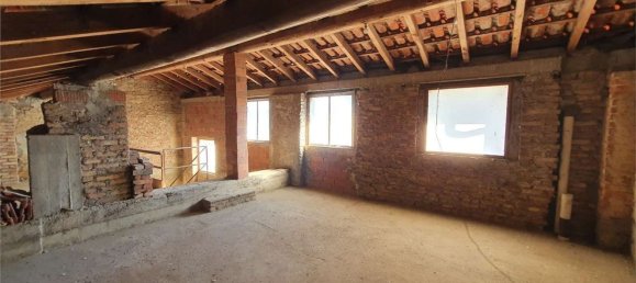 3-Zimmer Haus in Fenegrò, Italy, Nr. 112271 18