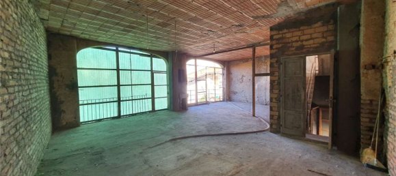 3-Zimmer Haus in Fenegrò, Italy, Nr. 112271 10