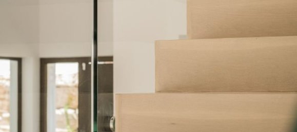 5 bedrooms Villa in Estepona, Spain No. 33379 96