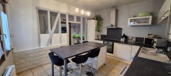 Casa de 4 dormitorios en Saint-Amand-sur-Fion, France No. 314160 5