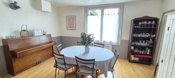 Casa de 4 dormitorios en Saint-Amand-sur-Fion, France No. 314160 6