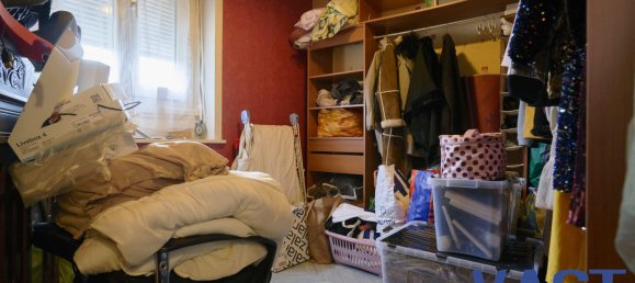 3 bedrooms House in Lille, France No. 69551 9