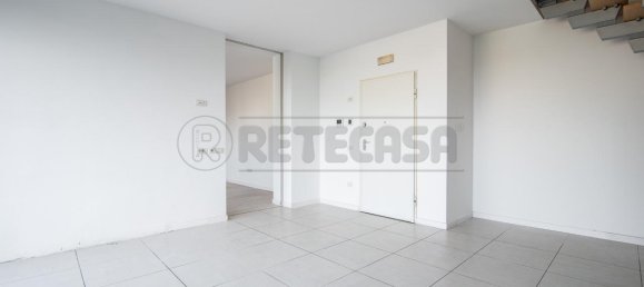 7 rooms Penthouse in Vigonza, Italy No. 12858 18