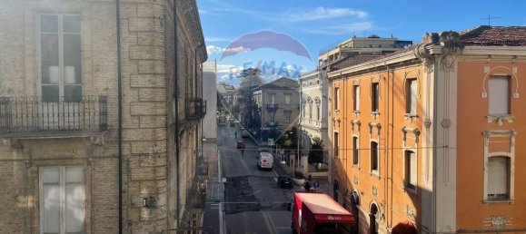 6-salle Appartement à Lanciano, Italy No. 28309 4