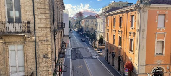 6-salle Appartement à Lanciano, Italy No. 28309 13