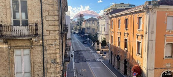 6-salle Appartement à Lanciano, Italy No. 28309 9