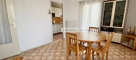 1 غرف نوم شقة في Noisy-le-Grand, France رقم 180948 3