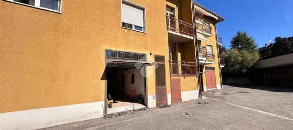 4 bedrooms Apartment in Mozzo, Italy No. 373649 18