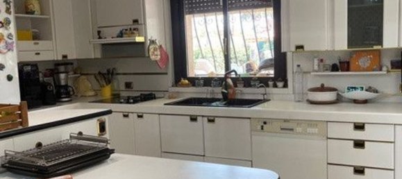 Вилла с 10 комнатами в Неттуно, Италия № 50151 17