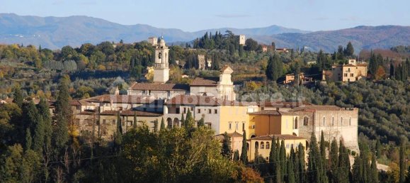 8 bedrooms House in Florence, Italy No. 48635 16