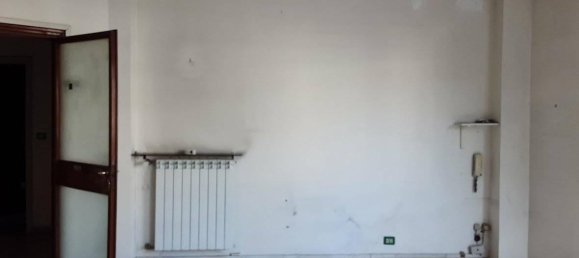 4 rooms Apartment in Rome, Italy No. 177334 10