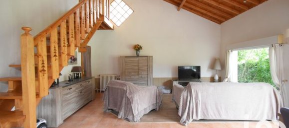 3 bedrooms House in Livry-Gargan, France No. 354767 9