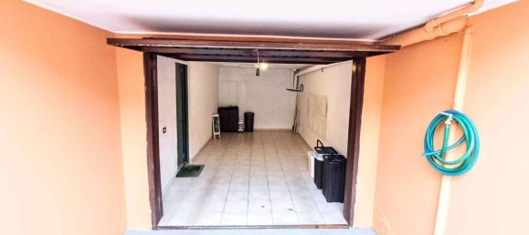 2 bedrooms Villa in Noviglio, Italy No. 355112 2