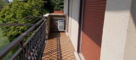 Apartamento de 3 habitaciónes en Brugherio, Italy No. 7794 3