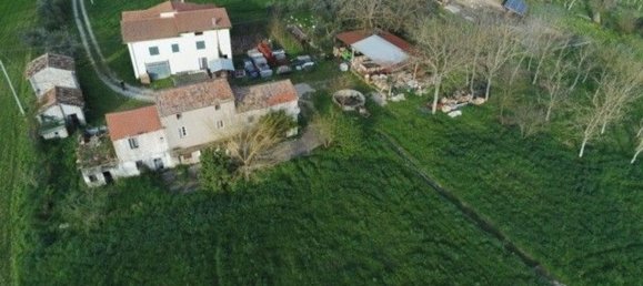 Дом с 10 комнатами в Понтекорво, Италия № 161578 15