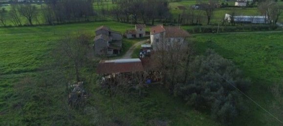 Дом с 10 комнатами в Понтекорво, Италия № 161578 13