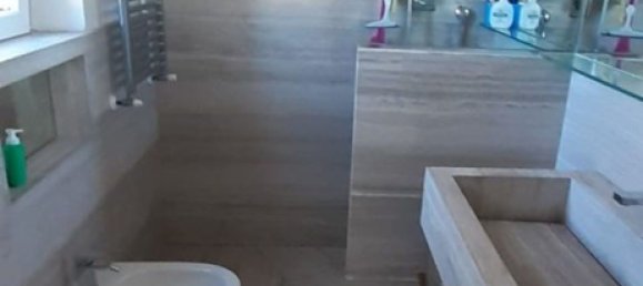 Дом с 2 комнатами в Масса, Италия № 48155 48