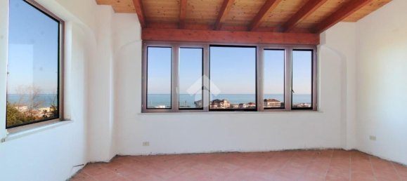 11-salle Villa à Francavilla al Mare, Italy No. 39773 7