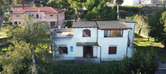 11-salle Villa à Francavilla al Mare, Italy No. 39773 3