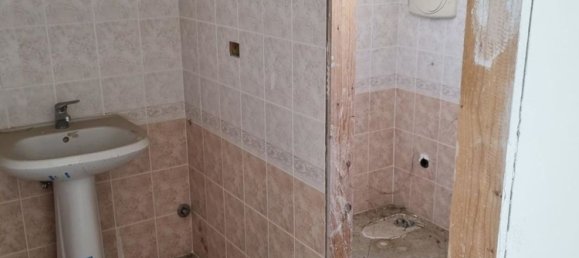 99m² Office in Sinalunga, Italy No. 64123 6