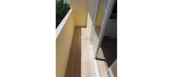 2 bedrooms Apartment in Amadora, Portugal No. 147822 4