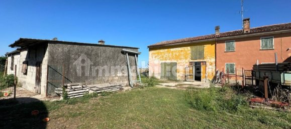 4 bedrooms House in Gazzo Veronese, Italy No. 289546 8