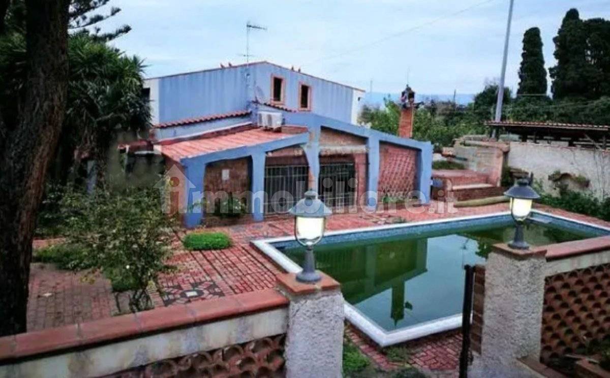 4 Schlafzimmer Villa in Messina, Italy, Nr. 40974