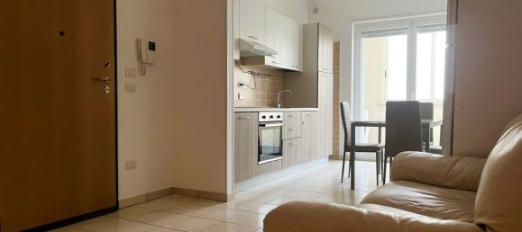 3 rooms Apartment in Lizzanello, Italy No. 35427 2