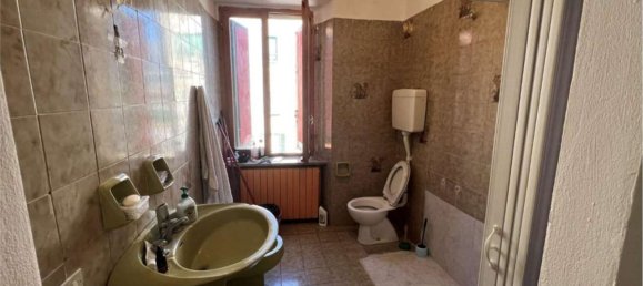 3 rooms Apartment in Olginate, Italy No. 1727 7
