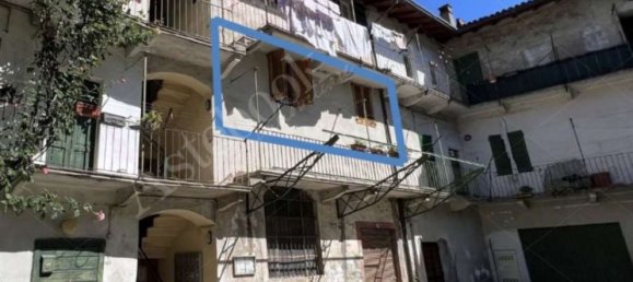 3 rooms Apartment in Olginate, Italy No. 1727 2