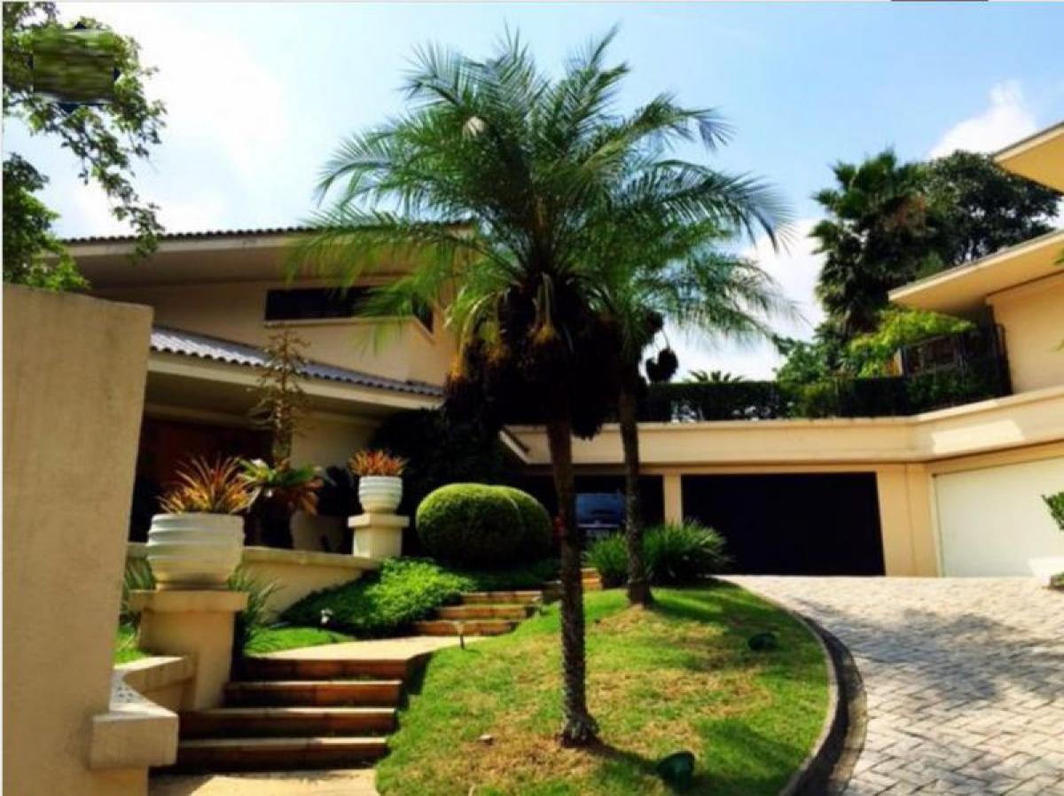 4 bedrooms House in Sao Paulo, Brazil No. 487635