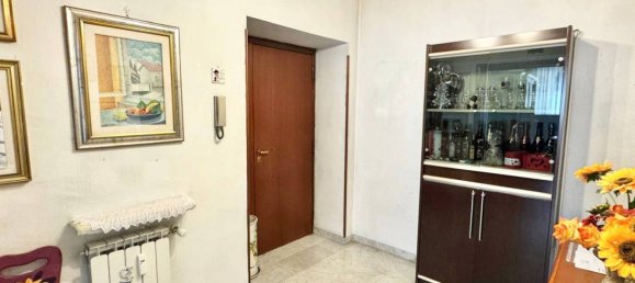 Apartamento de 3 dormitorios en Rome, Italy No. 186200 6