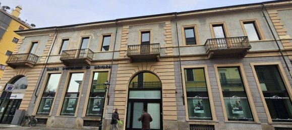 5 rooms Apartment in Chivasso, Italy No. 133387 40