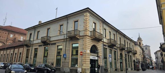 5 rooms Apartment in Chivasso, Italy No. 133387 41